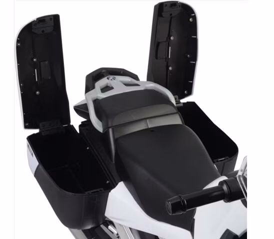 Les enfants sous licence BMW montent sur une moto, les enfants montent sur un jouet